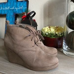 🎁Dolce Vita boots🎁